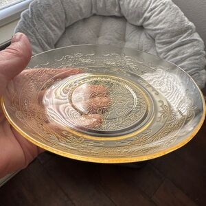Vintage Yellow/Gold Depression Glass 6" Plate with Intricate Design